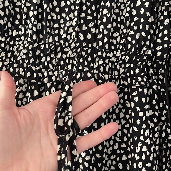 Romper with shorts - Picture 3 of 6